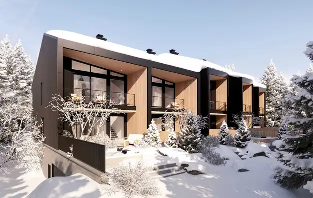 Vue d’une rangée de condos à vendre dans les Laurentides